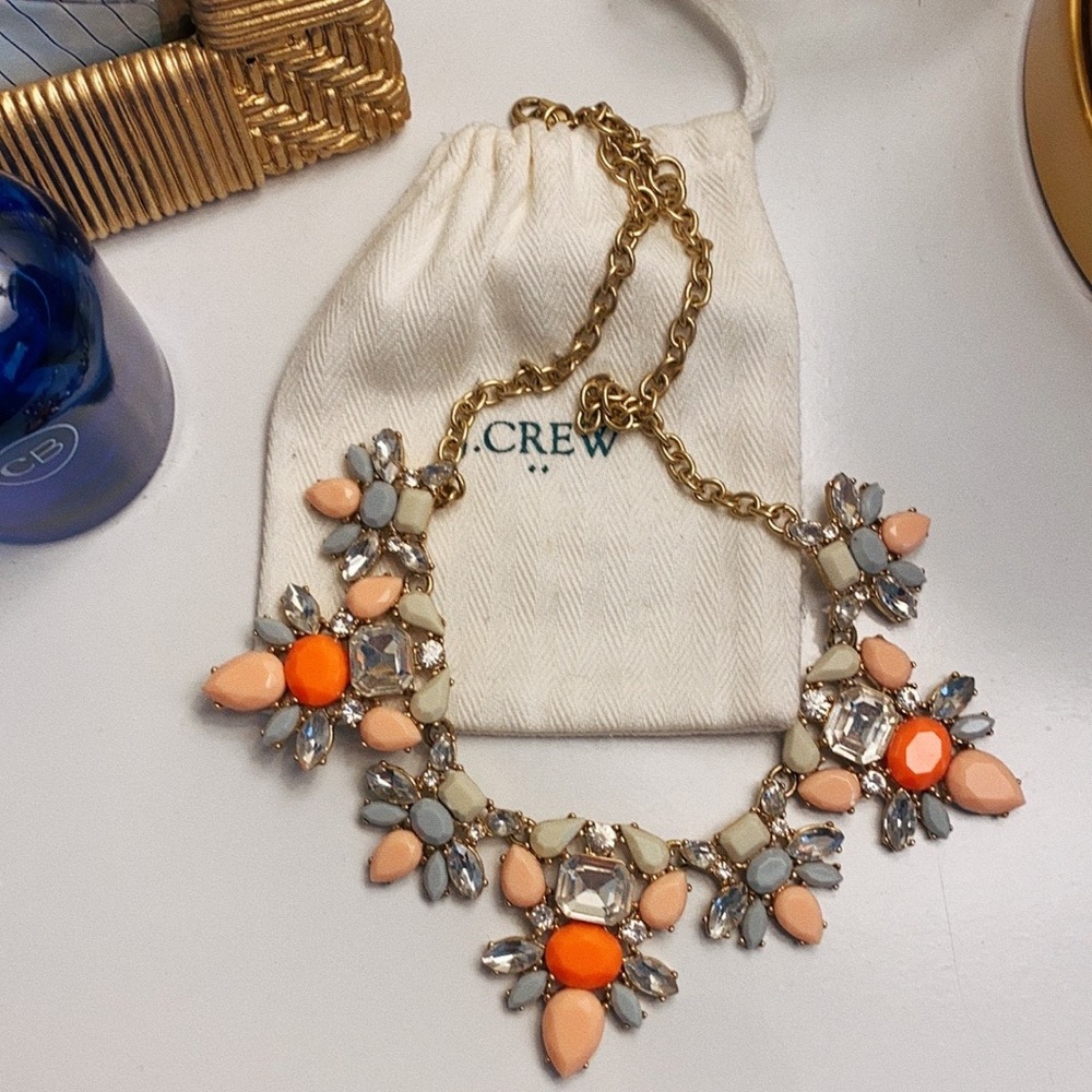 statement necklace